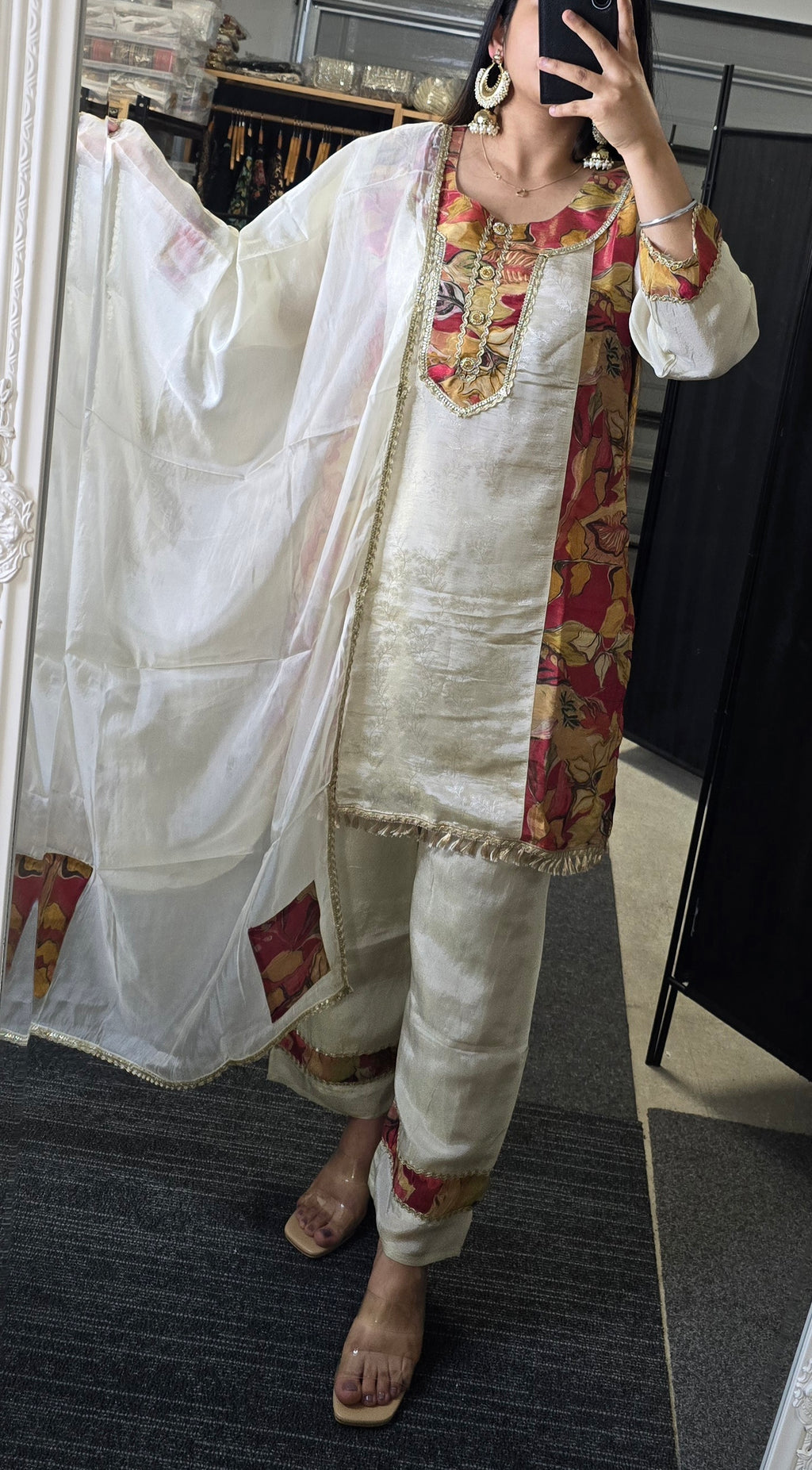Party wear suit