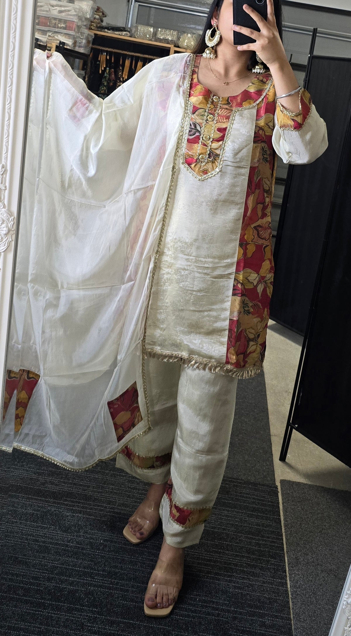 Party wear suit