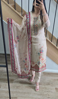 Waamika - Organza suit